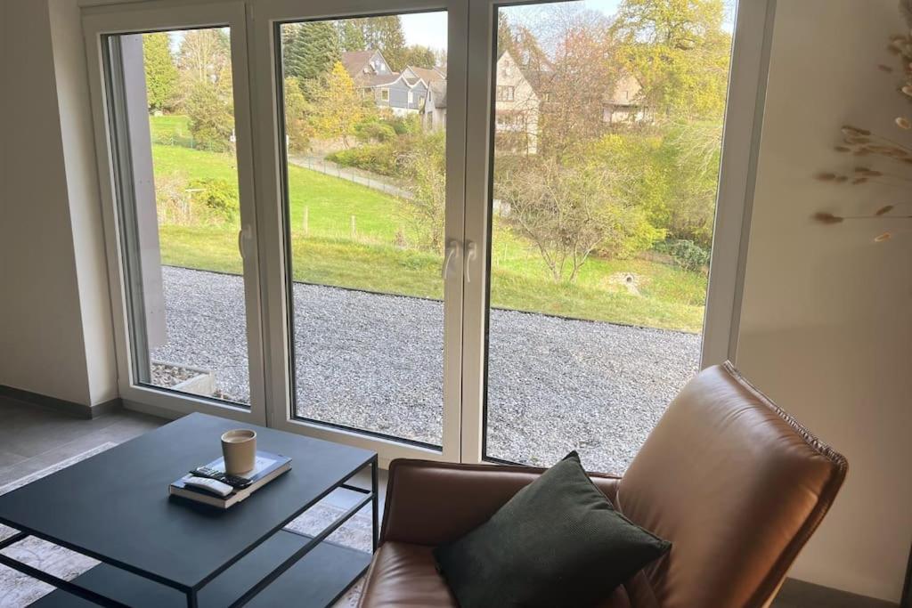 The Forest Retreat- Luxurioese Ferienwohnung Mit Privater Sauna Wermelskirchen Esterno foto